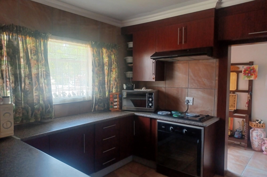 4 Bedroom Property for Sale in Riebeeckstad Free State